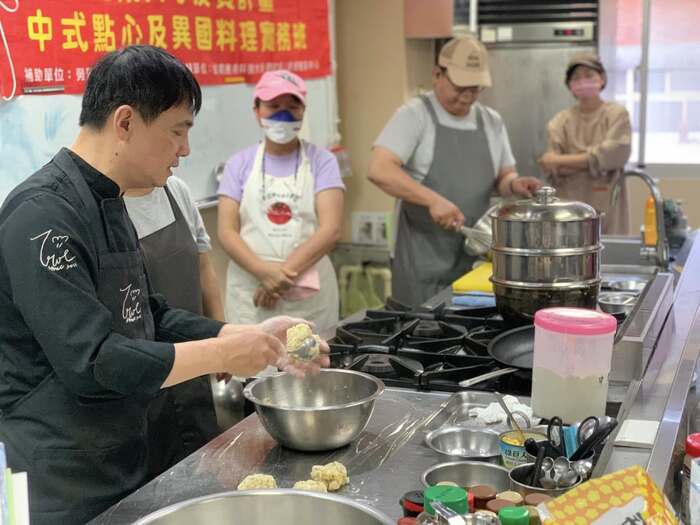 《114年度產業人才投資計畫-中式點心及異國料理實務班》異國料理114.04.20圖片