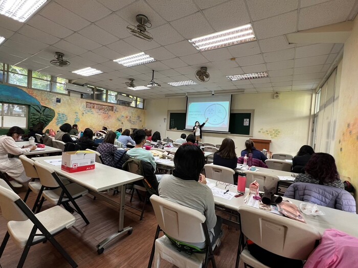 113年度托育人員專業訓練班第三期結訓快樂(113.12.29)圖片