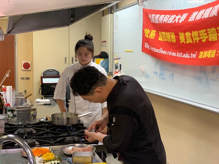 西餐創意廚房-舒肥嫩雞胸與烤季節時蔬(113.05.24)圖片