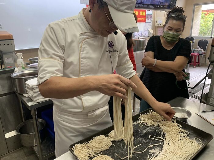 年節伴手禮系列-牛肉麵調理包&手工麵條製作(112.12.01)圖片