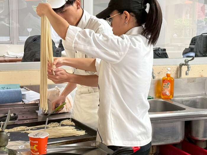 《中式麵食加工-水調麵類&發麵類丙級示範實作雙證照班》(115.01.20)圖片