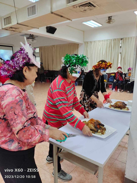 樂齡大學-歡慶聖誕活動(112.12.20)圖片