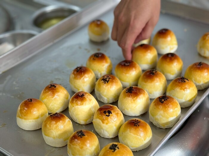 《年節伴手禮系列-紅土鹹鴨蛋&蛋黃酥製作班》(114.10.03)圖片