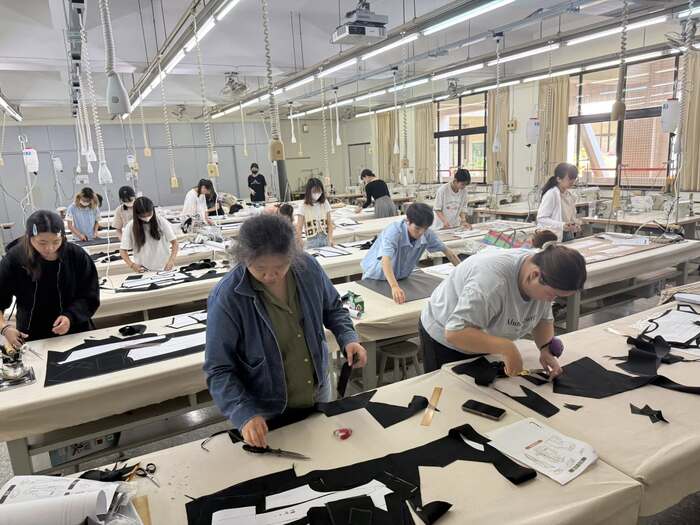 《女裝甲、乙級訓練班》114.11.01圖片