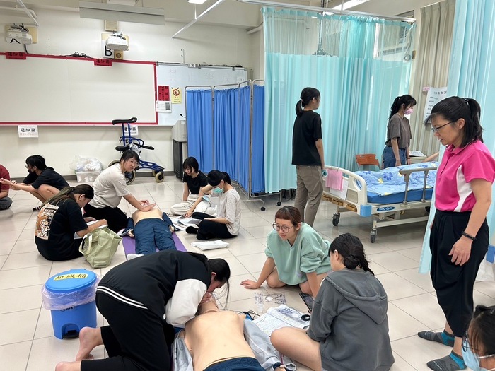 照顧服務員術科衝刺班(112.12.10)圖片