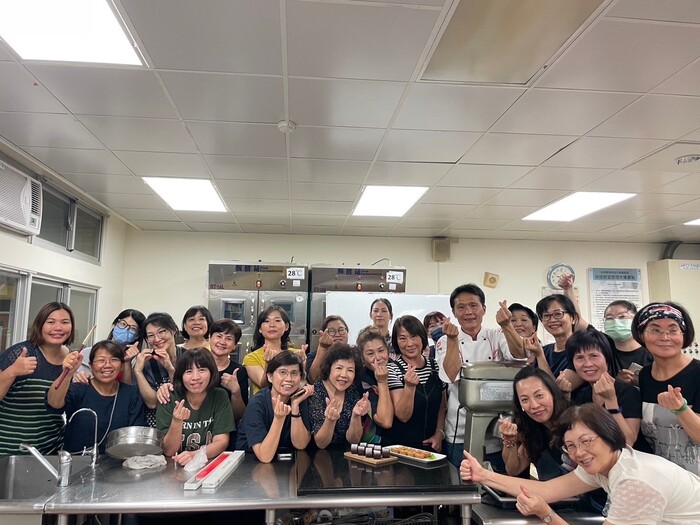 頂尖學院-烘焙之巧克力咖啡蛋糕、香蔥起司餅及茶凍(113.05.28)圖片