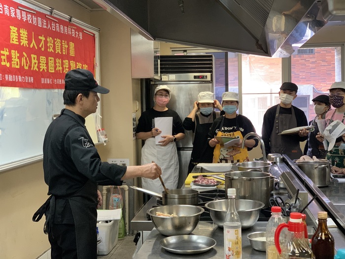 產業人才投資計畫-中式點心及異國料理實務班結訓(113.12.29)圖片