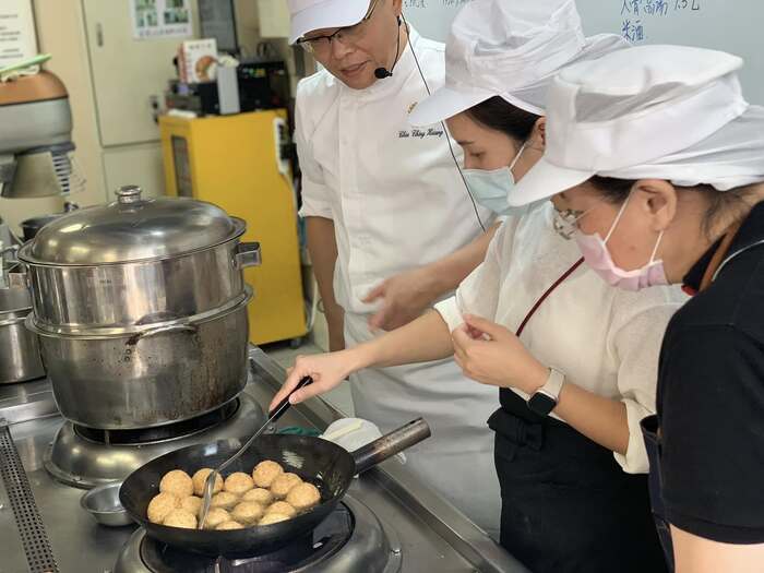 產業人才投資計畫-中式點心及異國料理實務班(113.11.24)圖片