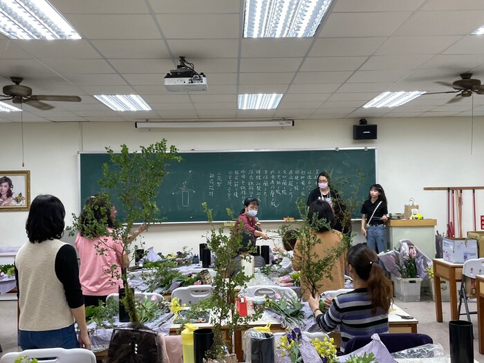 頂尖學院-綠化與生活(112.11.30)圖片