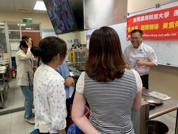 《年節伴手禮系列- 台式蘿蔔糕&獨家特調沾醬(教職員專班)》114.07.10圖片