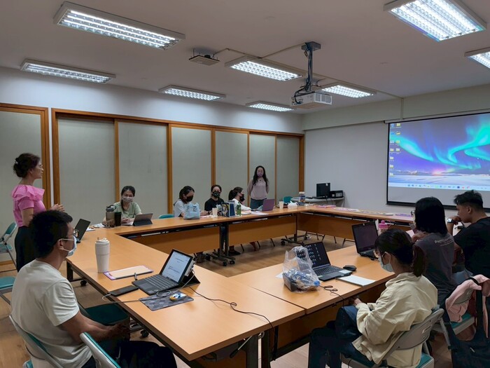 《AI點燃電商火花：秒懂競品，輕鬆出招》&《零基礎!AI影片製作入門》(114.09.20)圖片